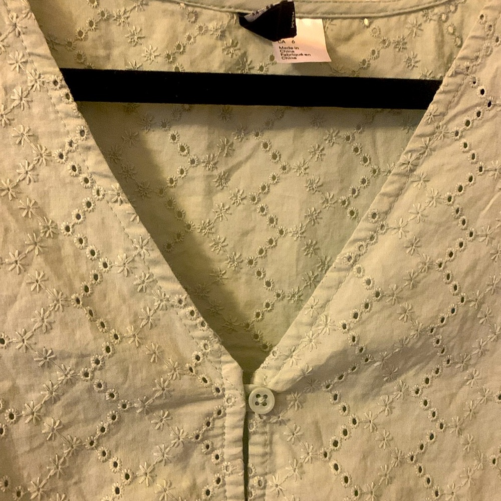 DIVIDED Top - Picture 4 of 5